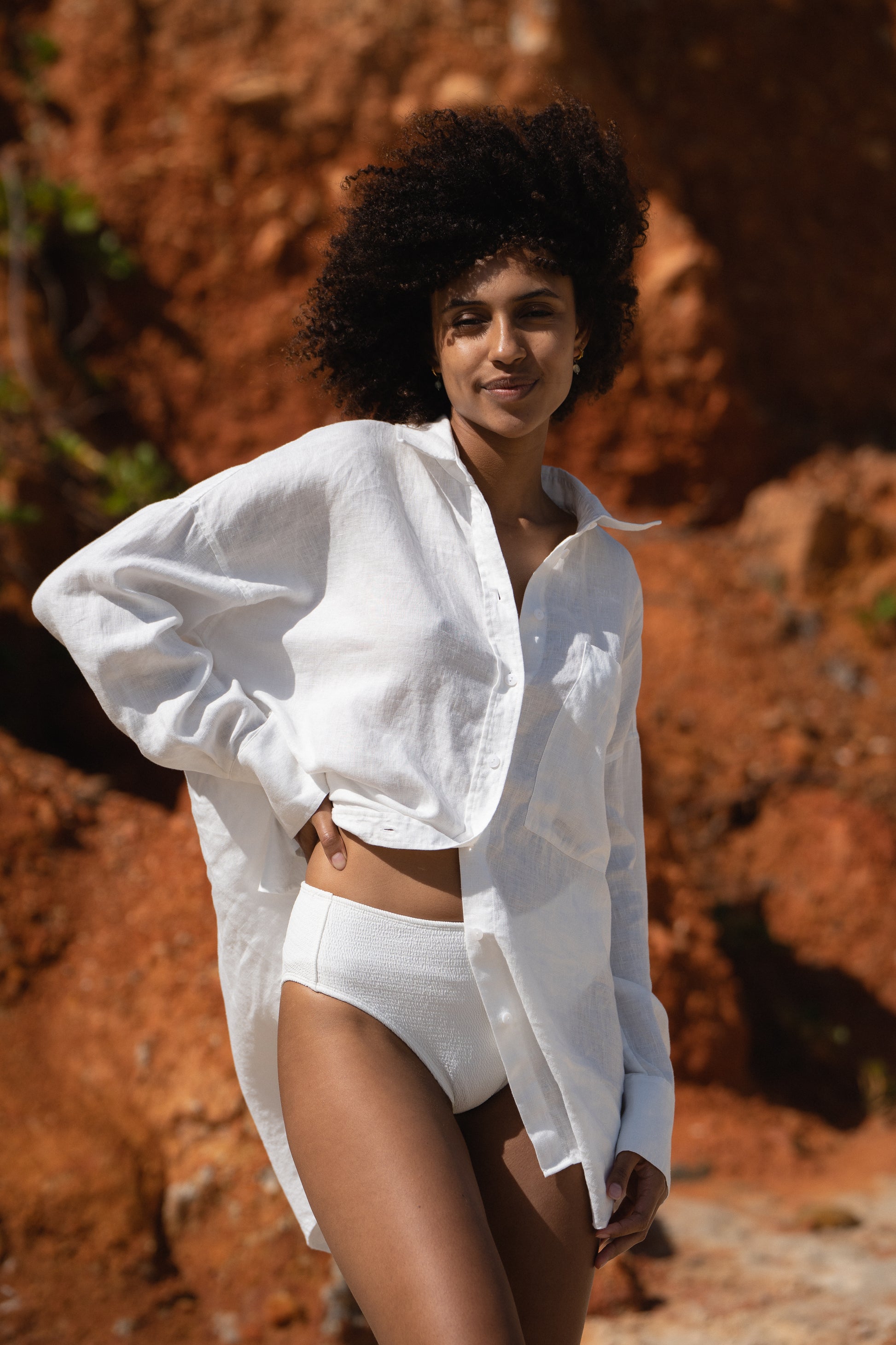 Lilly Pilly Collection Kirra shirt made from 100% Organic linen in Ivory