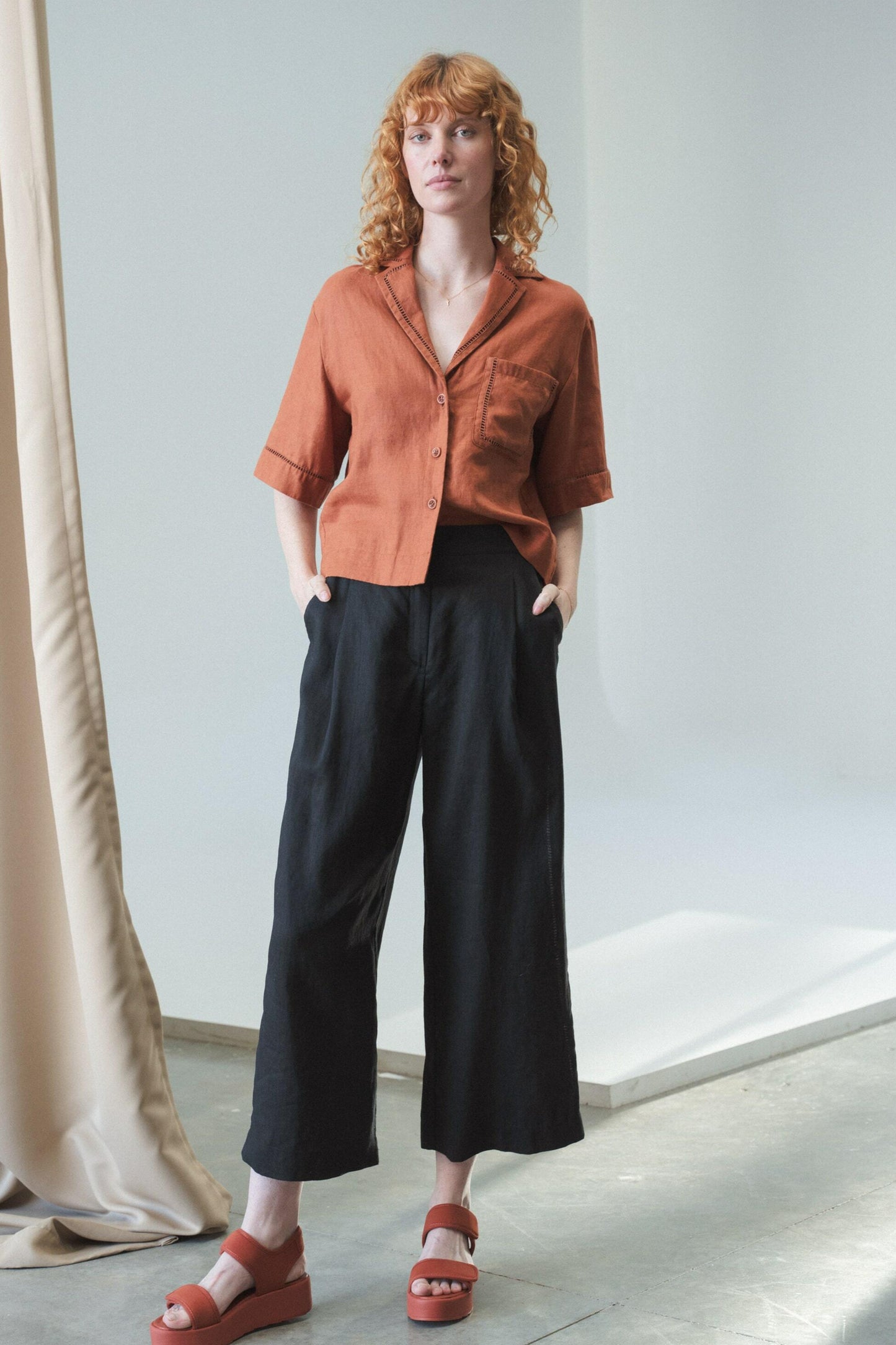 RIKA BLACK LINEN PANTS