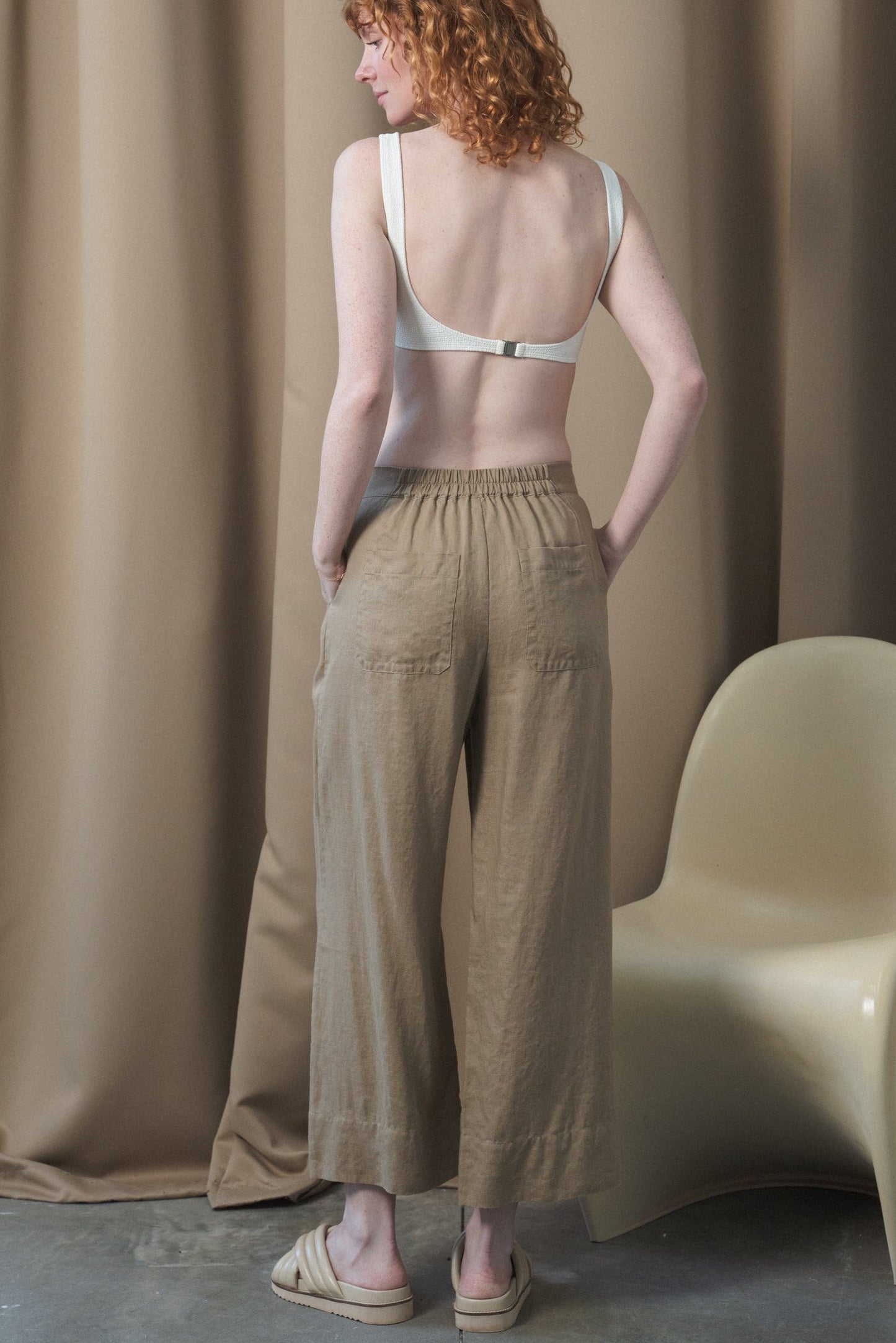 IVY TAUPE LINEN CROP PANTS