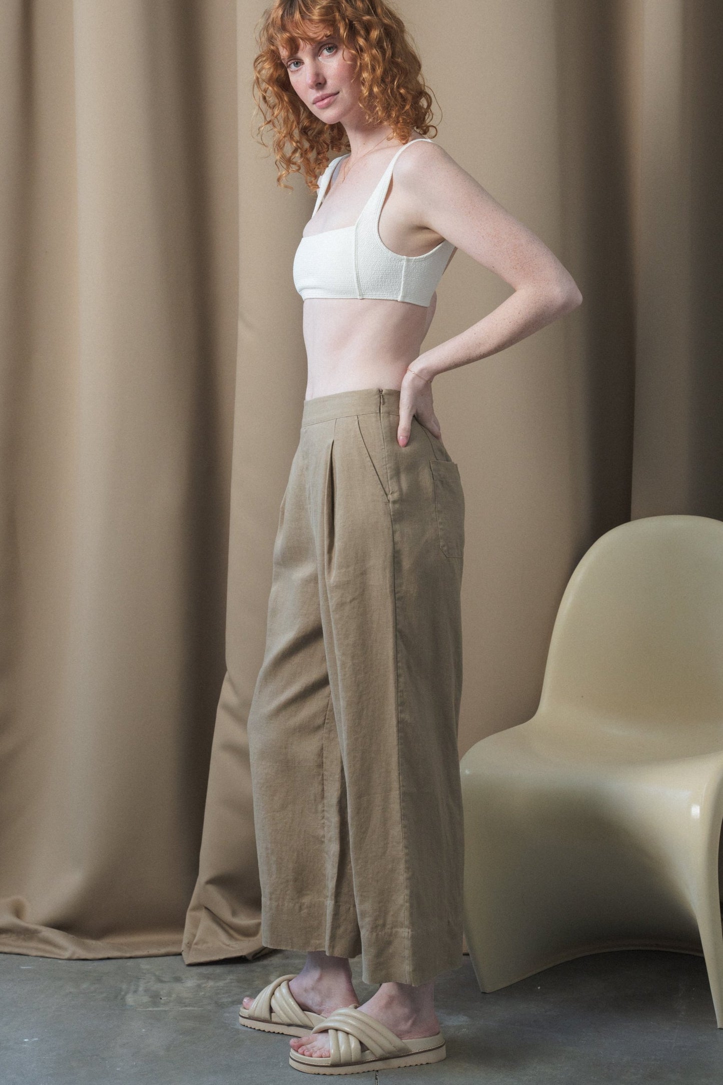 IVY TAUPE LINEN CROP PANTS