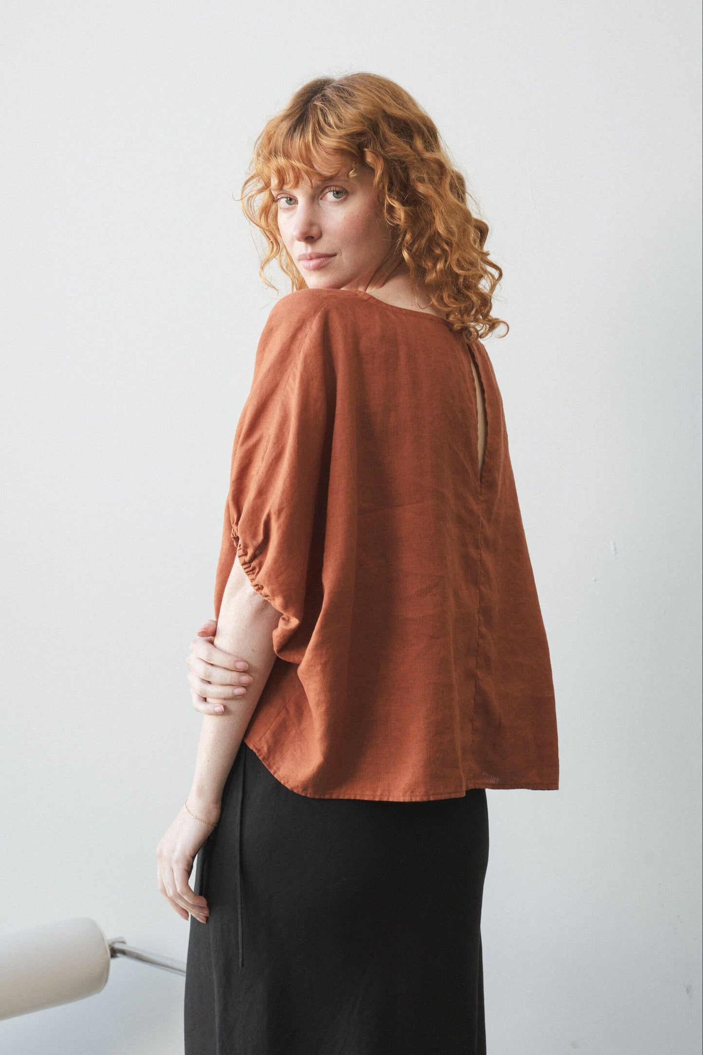 TINA CAJUN LINEN TOP