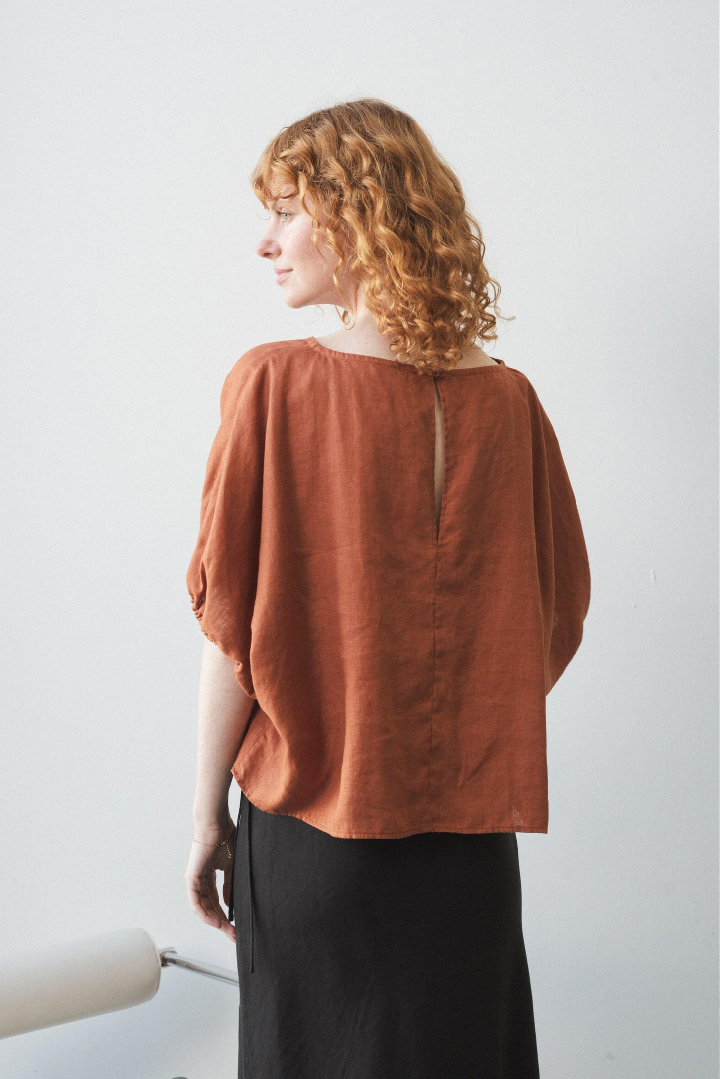 TINA CAJUN LINEN TOP